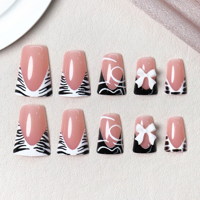 24PCS Kuku Palsu Hitam Sederha - Nail Art Zebra ulasan dan harga