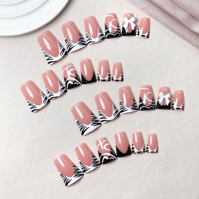 24PCS Kuku Palsu Hitam Sederha - Nail Art Zebra ulasan dan harga