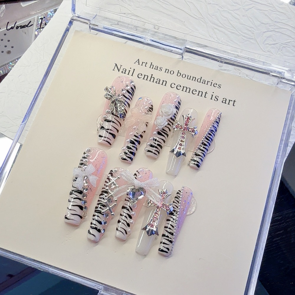 10 Buah Kuku Palsu Y2K Motif Z - Nail Art Zebra ulasan dan harga