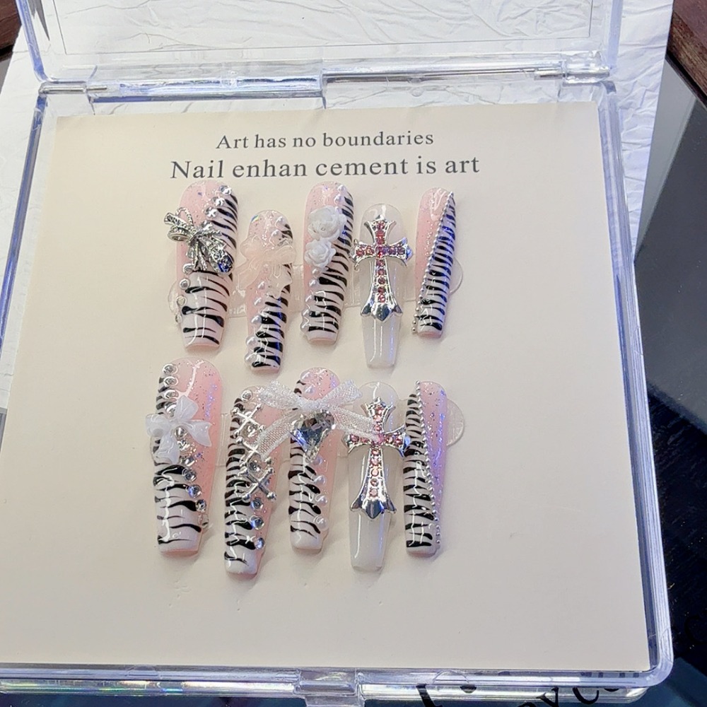 10 Buah Kuku Palsu Y2K Motif Z - Nail Art Zebra ulasan dan harga